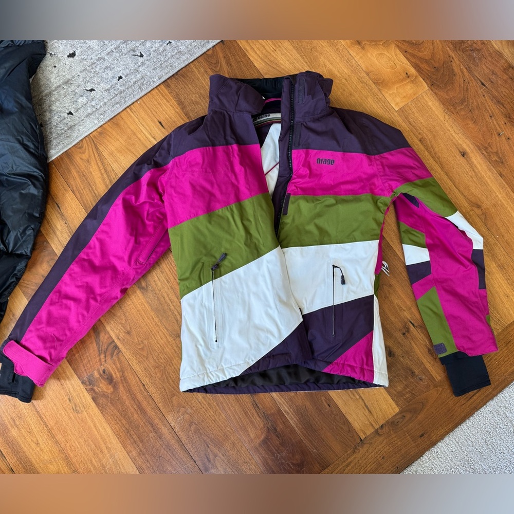 New Orage Women's Pink, Green, and White Ski Jacket